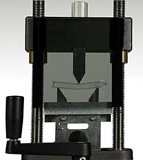 three-point bend test on photoelastic I-Beams